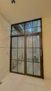 Perbandingan Harga Kusen Aluminium vs Kayu di Tahun 2025