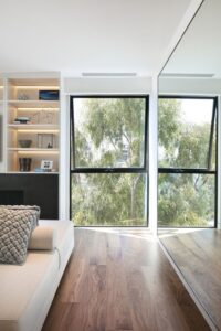 Jendela Aluminium Besar