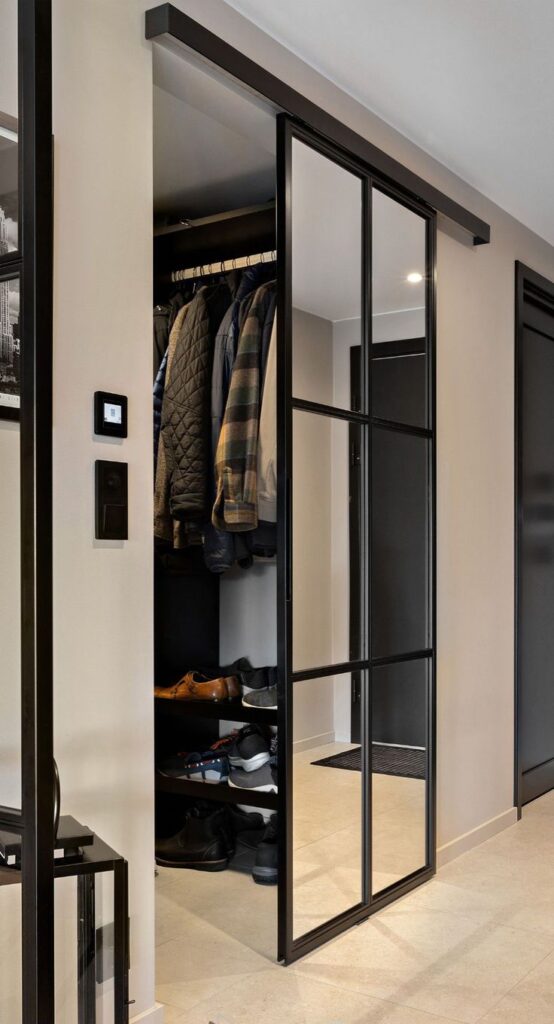 Elegant Skyvedør Svarte Metallrammer og Klart Glass