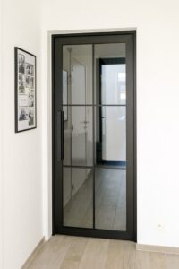 Steel look deur Finishing Glossy vs Matte Aluminium