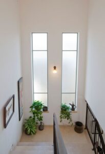 Jendela Aluminium dengan Kaca Buram