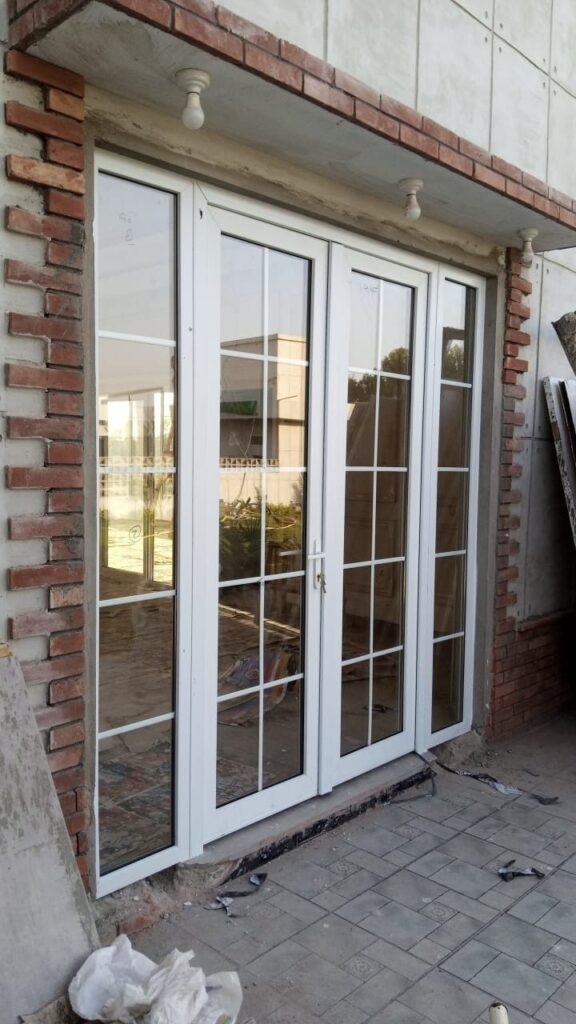 Pintu Aluminium Kaca