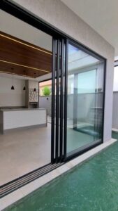 Model Pintu Aluminium Sliding untuk Rumah Minimalis Modern