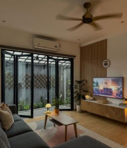 Saying good bye to this folding door Sebelum…