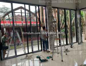 13 Harga Pintu Aluminium Custom di Seyegan