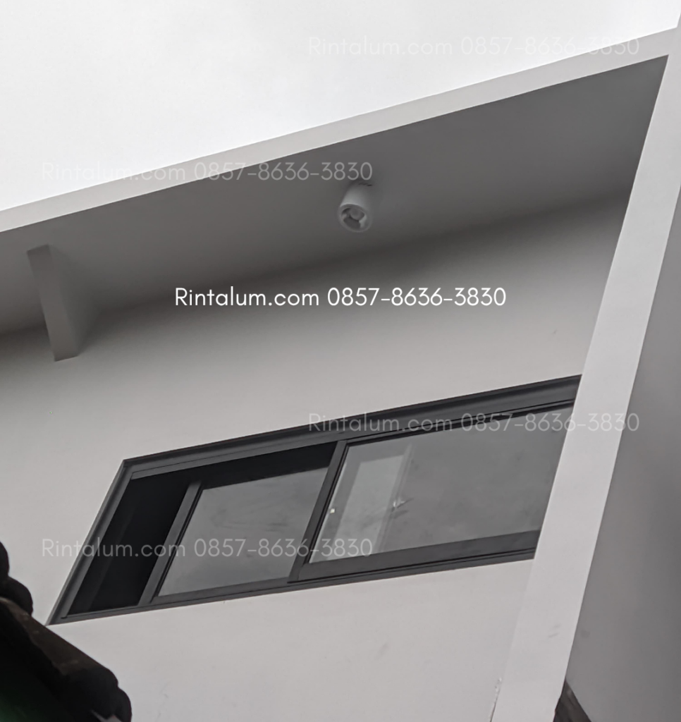 Jasa Aluminium di Wates: Solusi Jendela Sliding Kuat