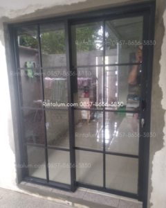 48 Model Pintu Aluminium Custom untuk Bukaan Besar di Maguwoharjo
